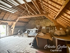 Le Roc-Saint-André – Maison en pierre 5 pièces 80 m2 avec beau potentiel