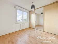 Maison surélevée sur sous-sol avec terrain de 3200 m2 Ploërmel