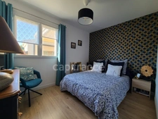 Thénac : maison de plain-pied en L, DPE A, clé en main, avec piscine et terrasse couverte de 30 m²