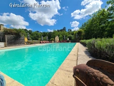 Prestigious property of approximately 480 m² situated on a 3.4-hectare plot with 2 gîtes and a bed and breakfast