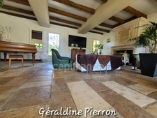 Prestigious property of approximately 480 m² situated on a 3.4-hectare plot with 2 gîtes and a bed and breakfast