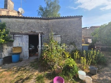 Charmante maison de village en pierre à personnaliser