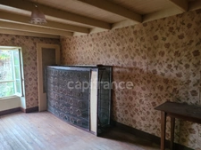 Maison à rénover avec dépendances NACHAMPS (17)