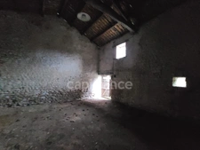 Maison à rénover avec dépendances NACHAMPS (17)