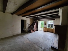 Maison à rénover avec dépendances NACHAMPS (17)