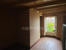 Maison à rénover avec dépendances NACHAMPS (17)