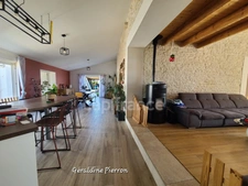 Belle longère en pierre 190 m² sur 7 000 m² de terrain avec atelier/hangar 450 m² fort potentiel professionnel ou activité
