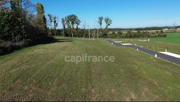 Terrain à vendre  ECOYEUX (17)