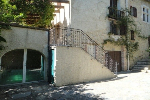 Maison avec piscine intérieur  ALES (30)
