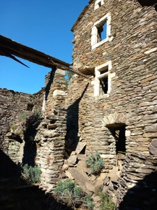 Mas en ruine  AUJAC (30)