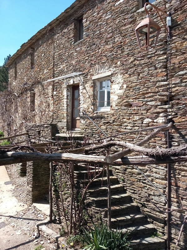Maison de Hameau SAINT MARTIN DE BOUBAUX (48)