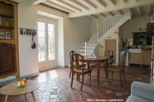 Dpt Hautes Pyrénées Tarbes Nord à vendre GITES de 300 m2 sur 2775 m2 de terrain avec piscine.