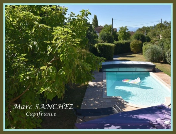 Dpt Pyrénées-Atlantiques Pau/Est. à vendre MAISON/GITES de 300 m2 sur 2775 m2 de terrain avec piscine.