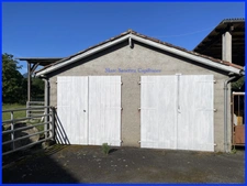 Nay (64) Maison à vendre 8 pièces 158 m2 avec 2 garages + Ateliers et dependances sur 5668 m2 de terrain.