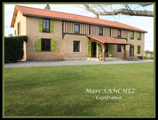 Dpt Hautes Pyrénées Tarbes Nord à vendre GITES de 300 m2 sur 2775 m2 de terrain avec piscine.