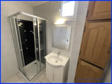 Tarbes (65) A vendre appartement T4 de 62 m2 entièrement rénové.