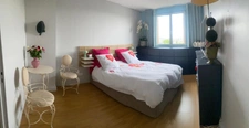 ✨ Appartement de prestige – T3 rénové avec vue Montmartre & balcon filant – Paris