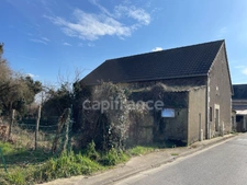 À NAINTRE (86) À vendre – Ensemble Grange 155 m² avec toiture refaite et panneaux photovoltaïques – Terrain 1123 m²
