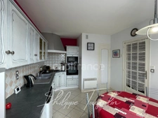 Dpt Vienne (86), à vendre CHÂTELLERAULT Maison 150 m², 8 pièces, 6 chambres, Chatellerault (86)