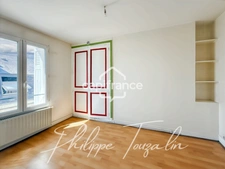 Dpt Vienne (86), à vendre CHATELLERAULT Immeuble de rapport – 220 m² – 8 logements – Quartier historique CHATELLERAULT (86)