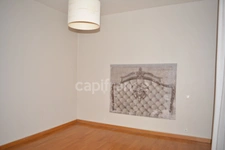 Appartement à vendre 3 pièces NEVERS (58)Avec parking sécurisé, cave, local vélo