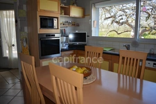 Dpt Cher (18), à vendre proche de NEVERS maison P8   Garage atelier, terrain batir