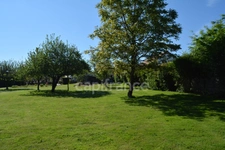 Dpt Cher (18), à vendre proche de NEVERS maison P8   Garage atelier, terrain batir