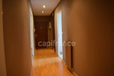 Appartement à vendre 3 pièces NEVERS (58)Avec parking sécurisé, cave, local vélo