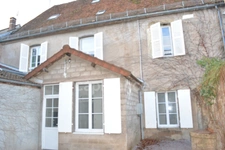 Dpt Nièvre (58), à vendre CORBIGNY Demeure Bourgeoise du 19 ème et rente locative (Investisseur)