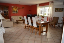 Dpt Cher (18), à vendre proche de NEVERS maison P8   Garage atelier, terrain batir