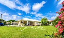Maison familiale  4 pièces  à vendre SAINT FRANCOIS (971)