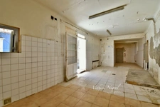 Maison à rénover 2 pièces MOURIES (13)