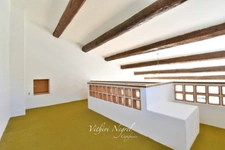 Maison de plain-pied, 4 chambres à vendre AUREILLE (13)