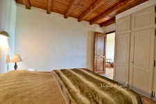 A vendre : Superbe maison de 150 m2 à Mouriès, sur 4500 m2 de terrain.