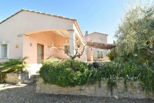 Maison de plain-pied à vendre MOURIES (13)