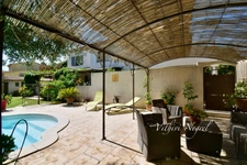 A vendre : Magnifique maison de plus de 200 m2 à MOURIES (13)