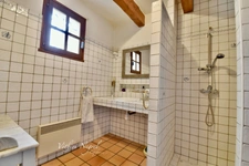 A vendre : Superbe maison de 150 m2 à Mouriès, sur 4500 m2 de terrain.