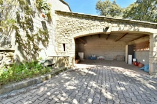 Maison de plain-pied, 4 chambres à vendre AUREILLE (13)