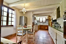 A vendre : Superbe maison de 150 m2 à Mouriès, sur 4500 m2 de terrain.