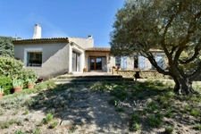 Maison de plain-pied à vendre 5 pièces à AUREILLE (13)