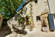 Maison à vendre 3 chambres, AUREILLE (13)