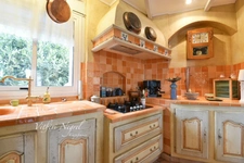 Maison à vendre semi plain-pied et annexe habitable 3 pièces MOURIES (13)