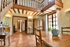 A vendre : Superbe maison de 150 m2 à Mouriès, sur 4500 m2 de terrain.