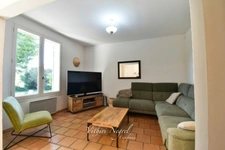 Propriété à vendre 8 pièces et annexe  MOURIES (13)
