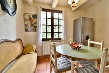 A vendre : Superbe maison de 150 m2 à Mouriès, sur 4500 m2 de terrain.