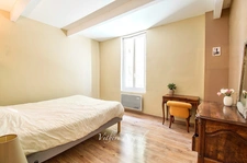 Propriété à vendre 8 pièces et annexe  MOURIES (13)