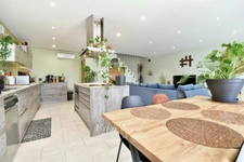 Maison à vendre 3 pièces MOURIES (13)