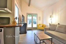 Appartement en résidence sécurisé avec piscine à MOURIES (13)