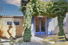 Appartement en résidence sécurisé avec piscine à MOURIES (13)