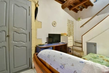 Maisonnette de village à vendre 2 pièces MOURIES (13)
